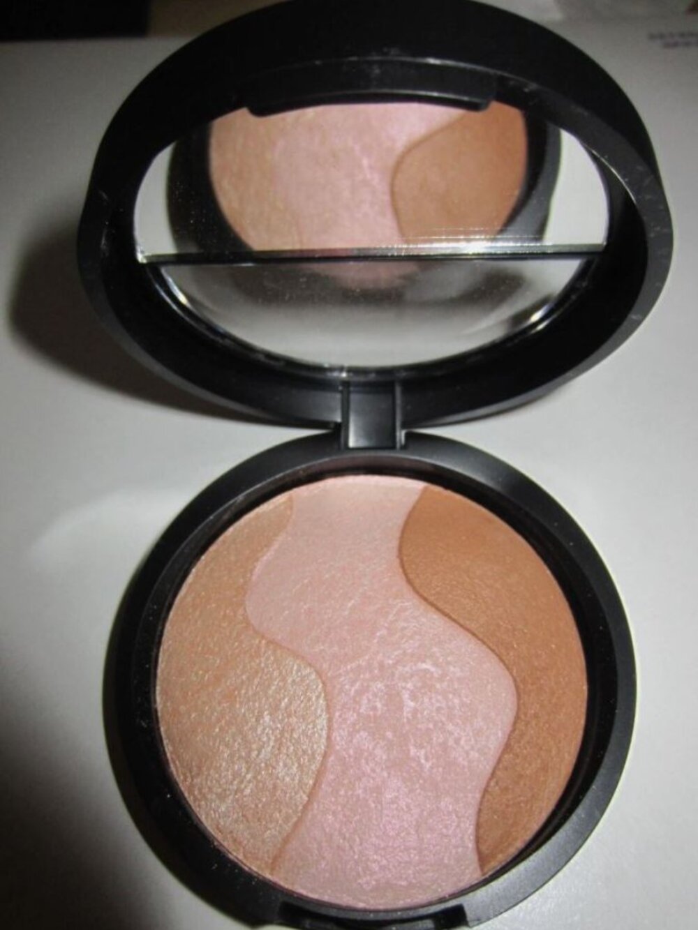 LAURA GELLER TIRAMISU Baked Eye Shadow Sensation Trio TIRAMISU 0.28 oz - unboxed